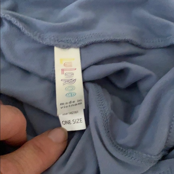 Sold!! Set of 4 pair one size leggings - Picture 3 of 3